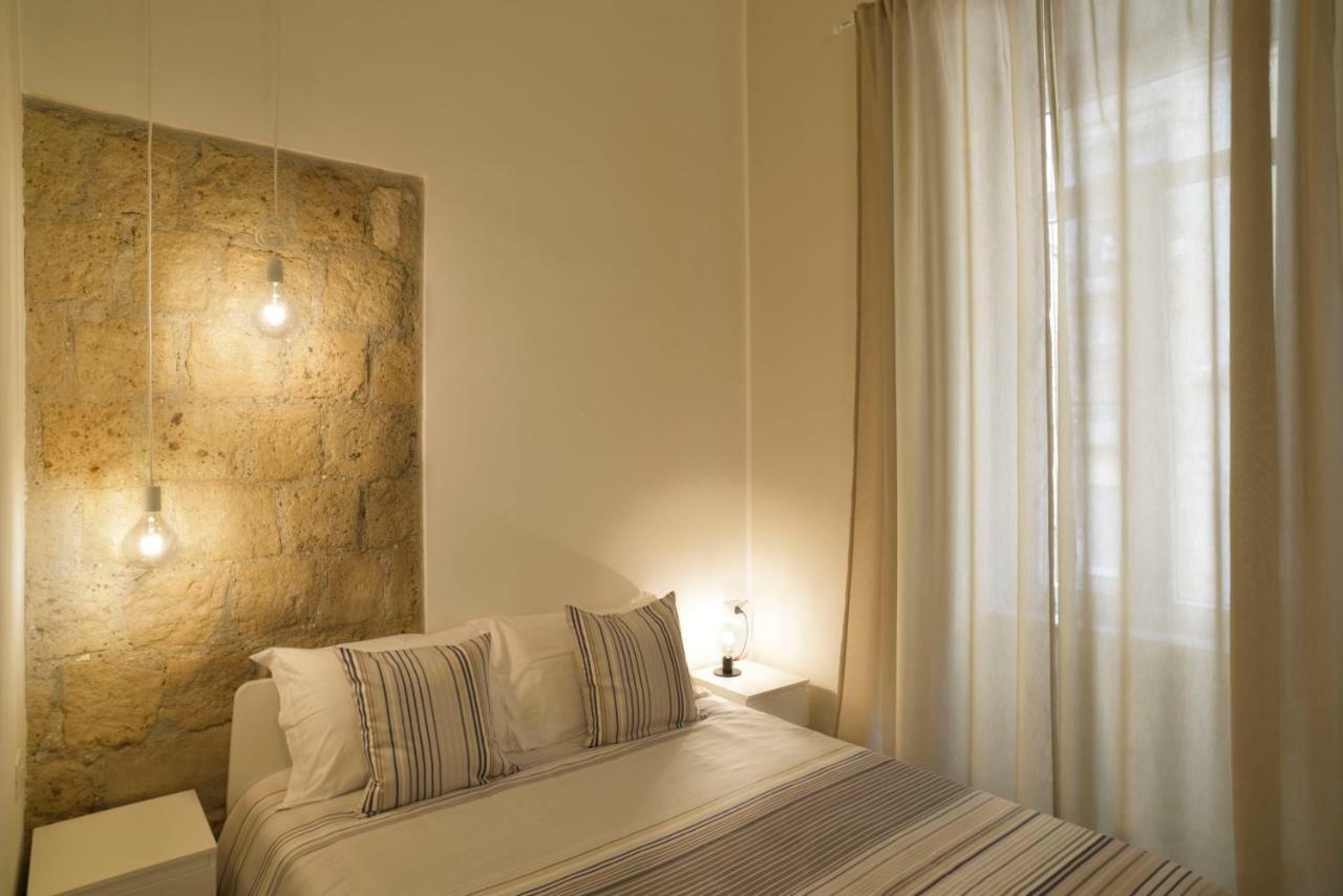 نابولي B&B Emme21 المظهر الخارجي الصورة